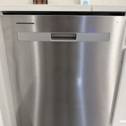 Whirlpool 24 in Top Control Stainless Steel Dishwasher model# WDT540HAMZ0