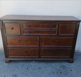 Wood Dresser