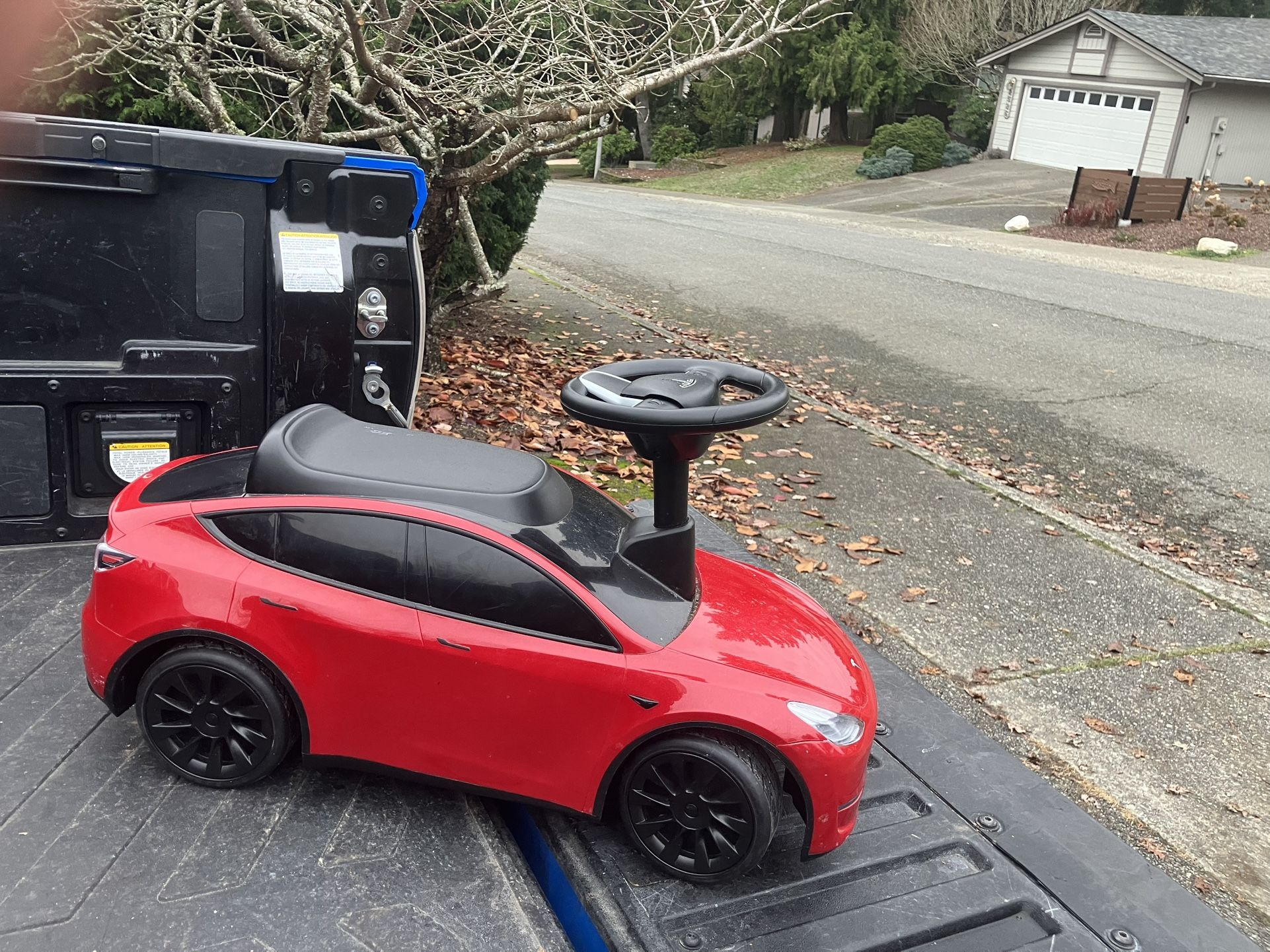 Child Kid Children Toddler Tesla Push Car Riding Car Tricycle Trike In Great Condition