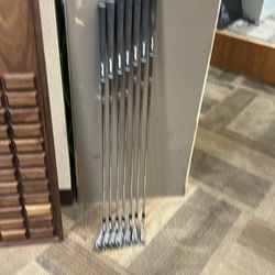 Shrek on Z585 irons S 300 steel shaft