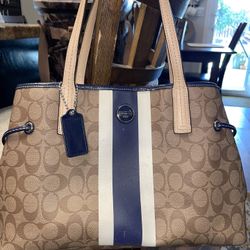 Coach tote 