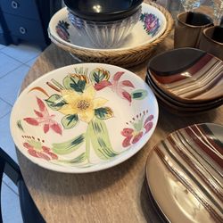 Moving Truck Is Coming !! LOTS of Kitchen Stuff !!