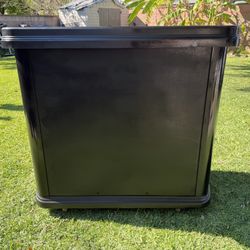 Cambro Móvil Portable Bar For Any Occasion 