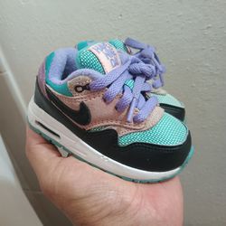  Nike Air Max 1 Have A Nike Day 
Size 5 toddler