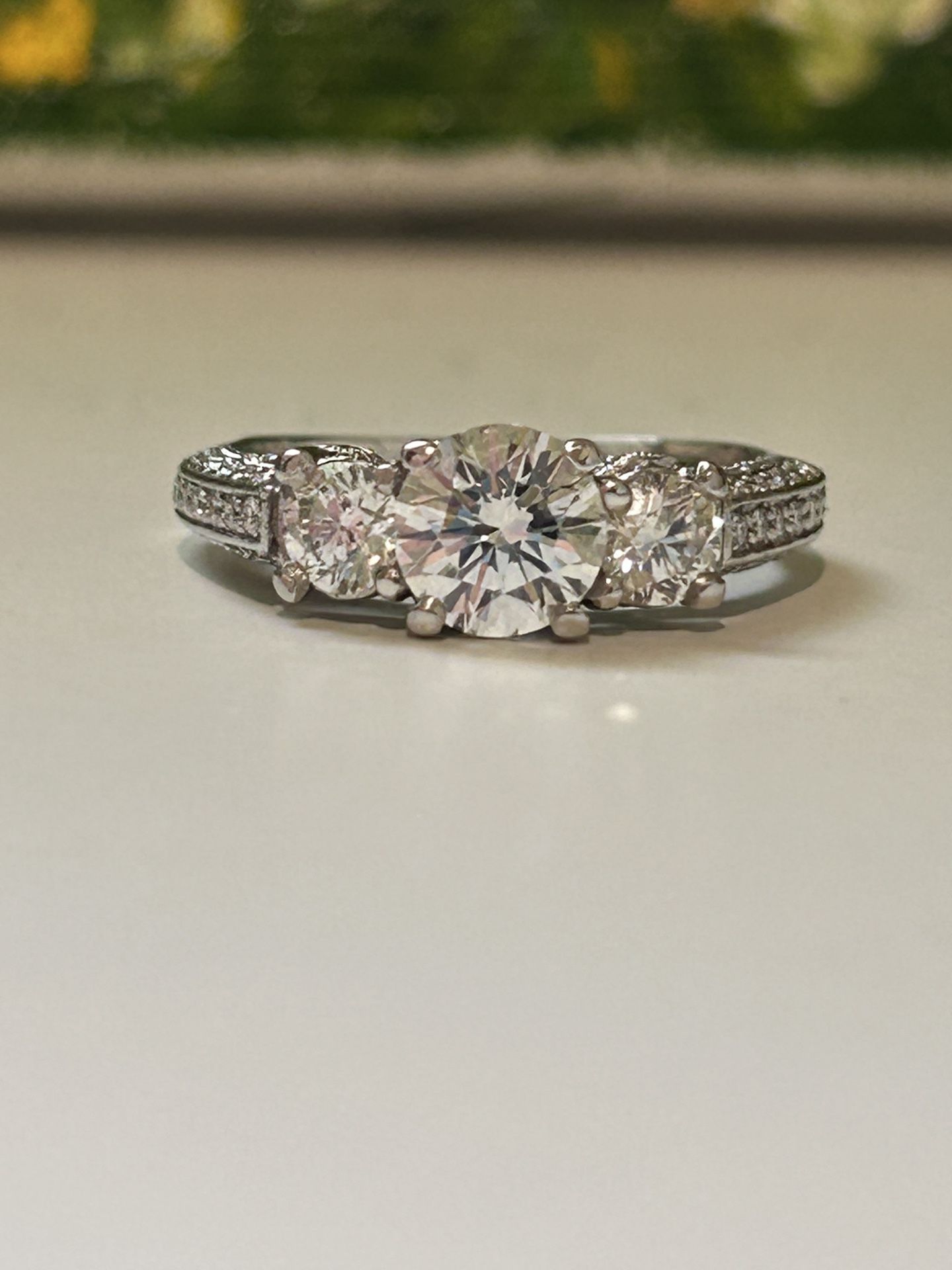 DIAMOND RING