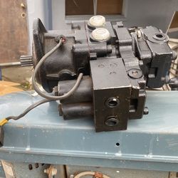 Hydraulic Pump Yanmar Mustang  Vio17 