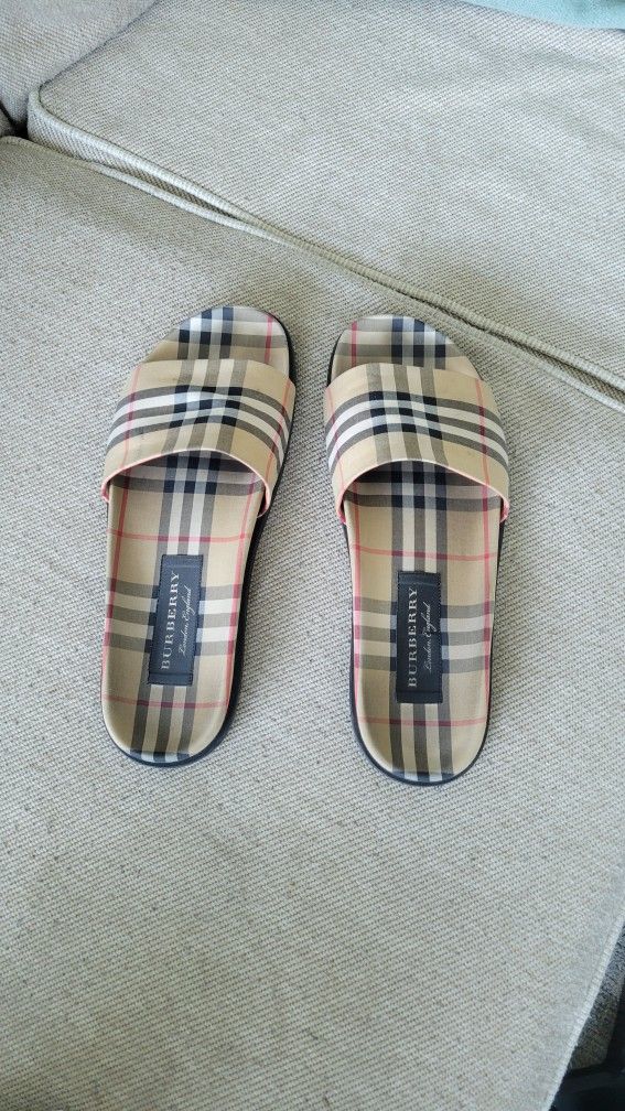CLOSET CLEARANCE