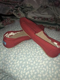 Toms shoes