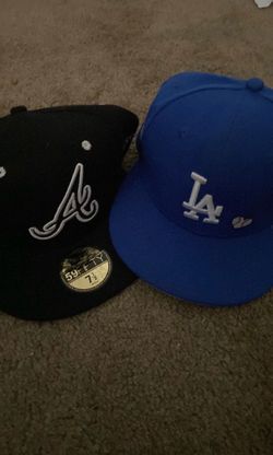 La dodger hat
