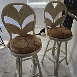 3 Barstools