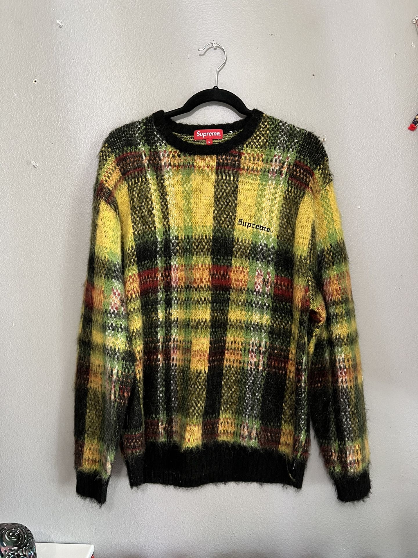 Supreme Sweater