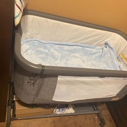 Baby Crib 