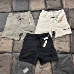 ESSENTIALS SHORTS/SHIRTS