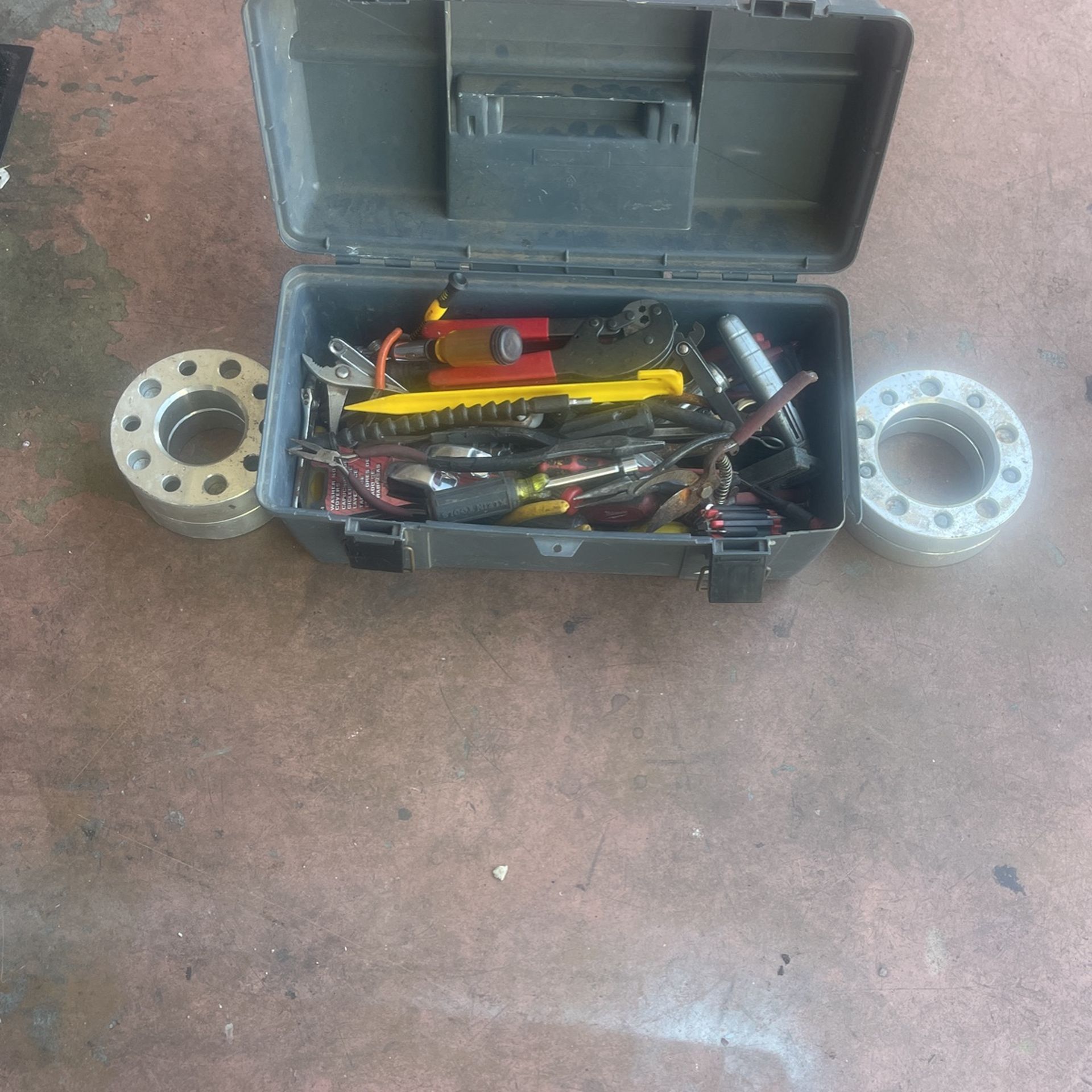 Caja De Herramienta De Todo Un Poco