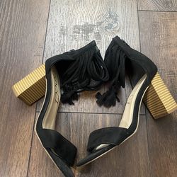 Women’s black heels shoes size 7.5 by Cocci