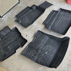 22 thru 25 Maverick OEM Ford Tray Style Molded Floor Mat Set 4pc HYBRID ONLY