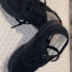 Toddler Black Vans