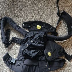 LILLEbaby Baby Carrier