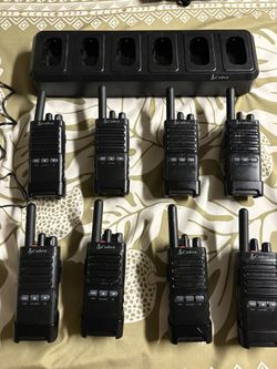 Cobra Walkie Talkies 8 Pack