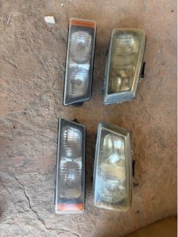 03-07 Chevy Headlights