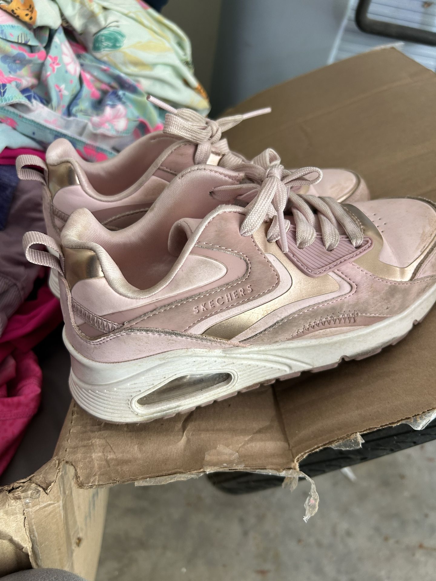 Sketchers Sneakers Girls