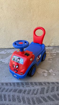 Spidey and His Amazing Friends Ride-On Toy