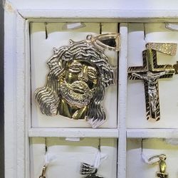 Amazing Solid Gold Pendant Selection!!