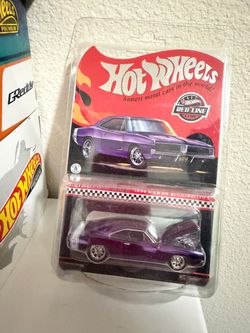 Hot Wheels Red Line Club Dodge Charger Purple