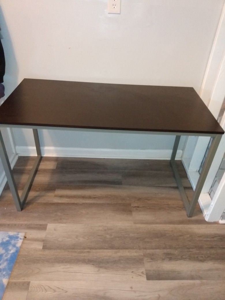 Gently Used Desk/Table Espresso Brown