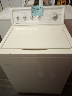 Kenmore Washing machine Washer white super size excellent . Warranty . Delivery available . 2203 Fowler st. Ft. Myers 33901