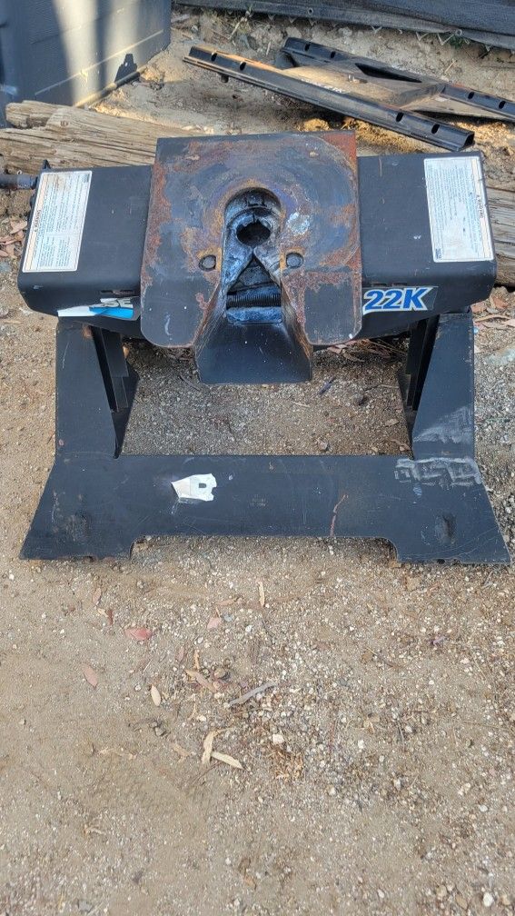 Reese 22k Fifth Wheel Hitch