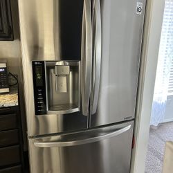 LG refrigerator 