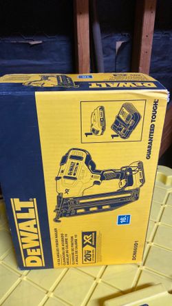 Dewalt 16 Ga Angle Finish Nailer Cat.DCN660d1
