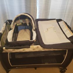 Babytrend Pack n' Play With Napper & Changing Table
