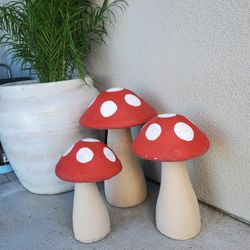Cement Mushroom 🍄 🍄 Set.