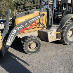 2018 John Deere Backhoe