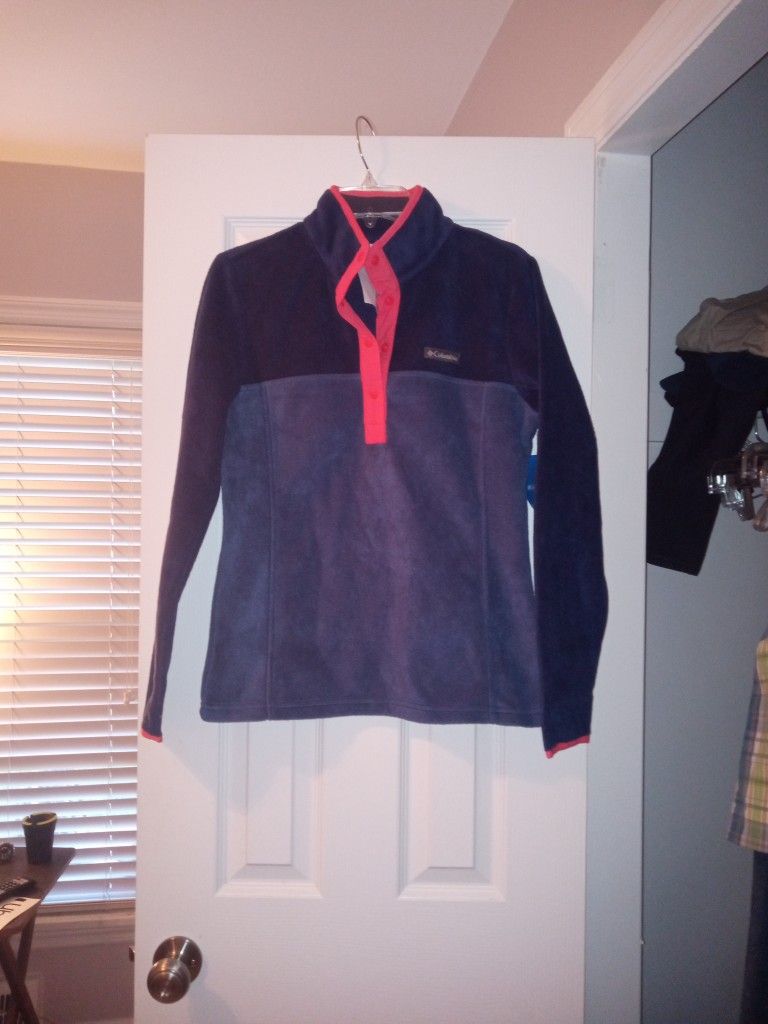 Colombia Brand, Fleece Small, Petite With Pockets