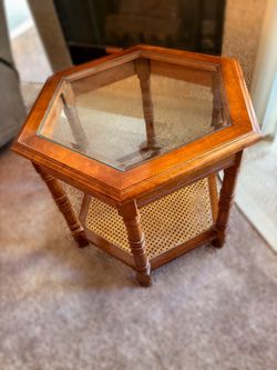 Beautiful Vintage Hexagon Wood & Glass End Table – Great Condition