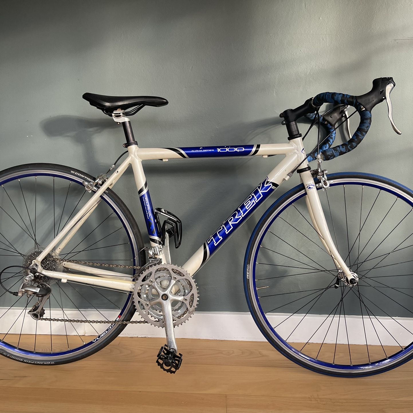 Trek road bikes under 1000 sales