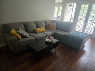 Living room sectional sofa +table