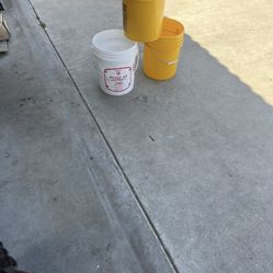 5 Gallon Plastic Bucket 4 For $18