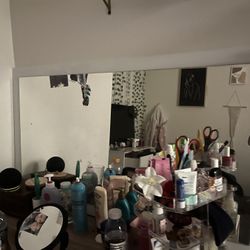 Vanity Mirrior