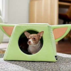 Mandalorian Cat/small Dog Bed