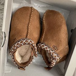 Ugg Infants Size 2/3 