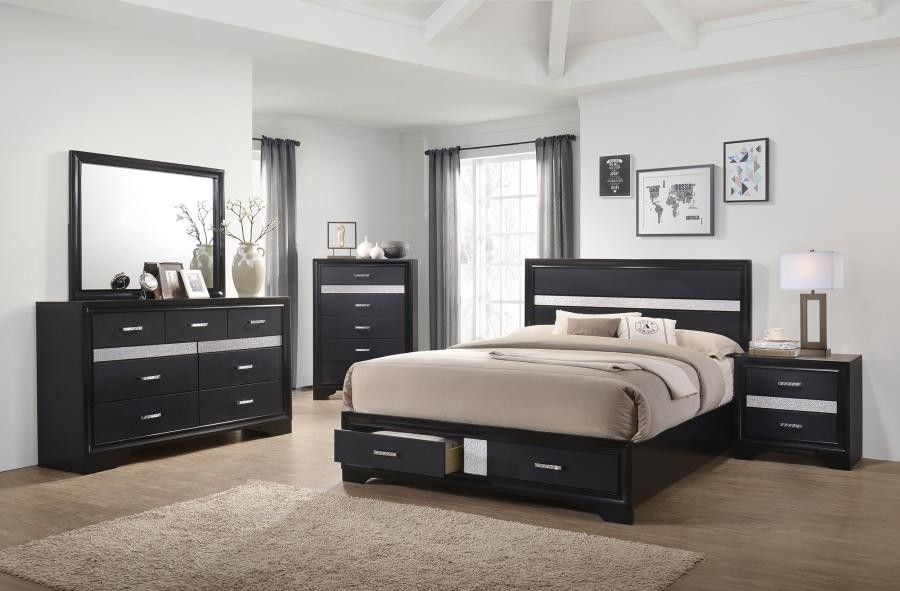 4 PC SET 1 QB+ 1 DR + 1 MR + 1 NS + NEW IN BOX (MATTRESS AND CHEST SOLD SEPARATELY)