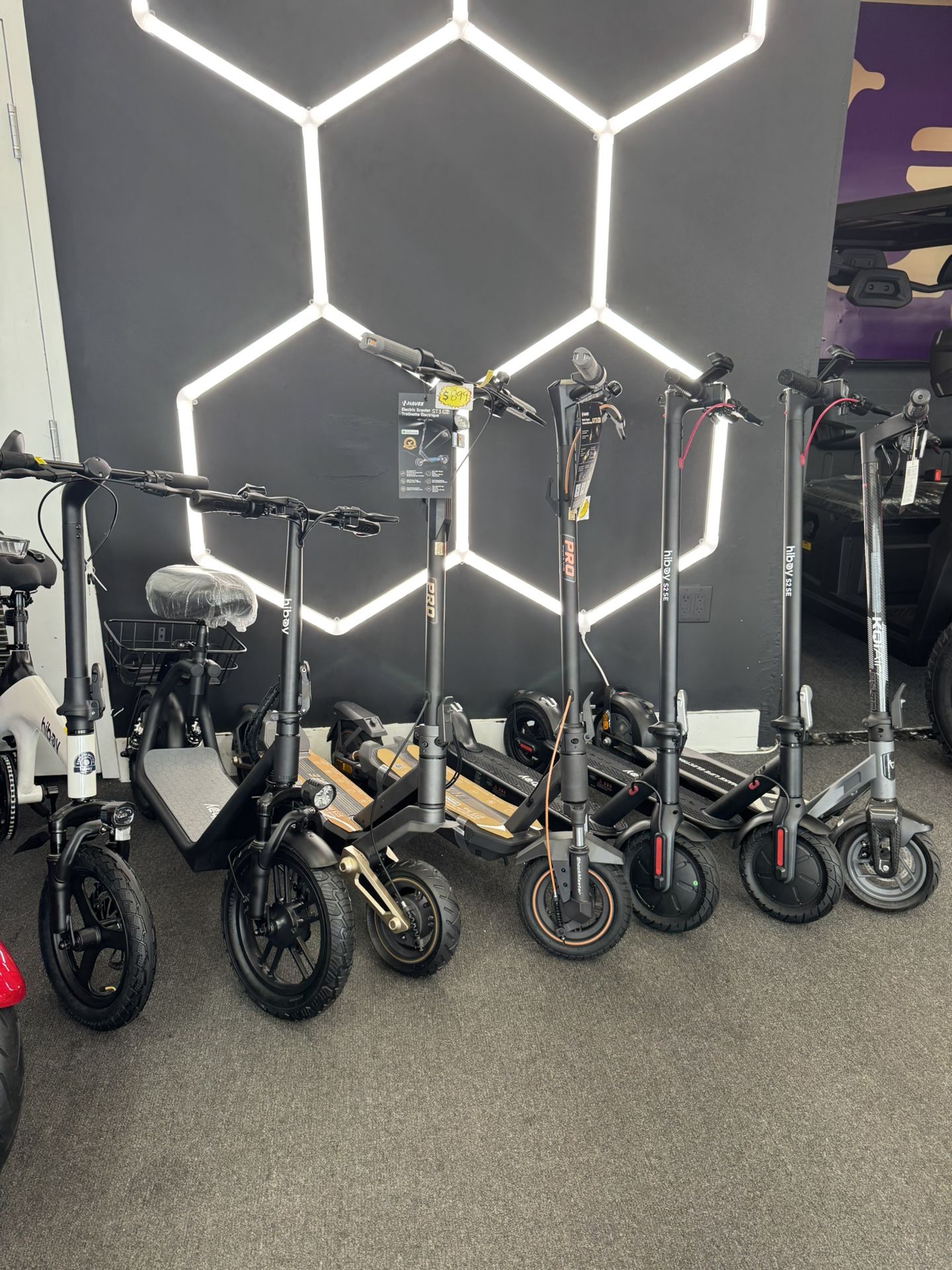 Electric scooter
