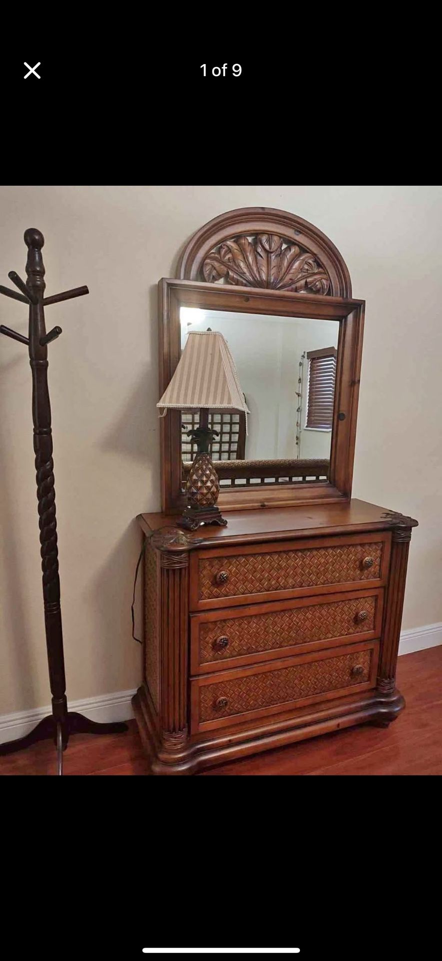 3 Drawer Dresser With Mirror ( Deliver Include In Price )