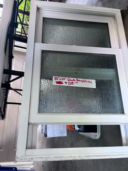 Window Double Hung Vinyl