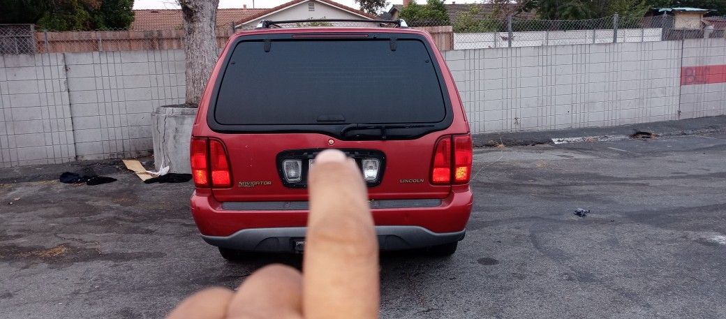1999 Lincoln Navigator