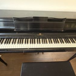 Free Wurlitzer Upright Piano